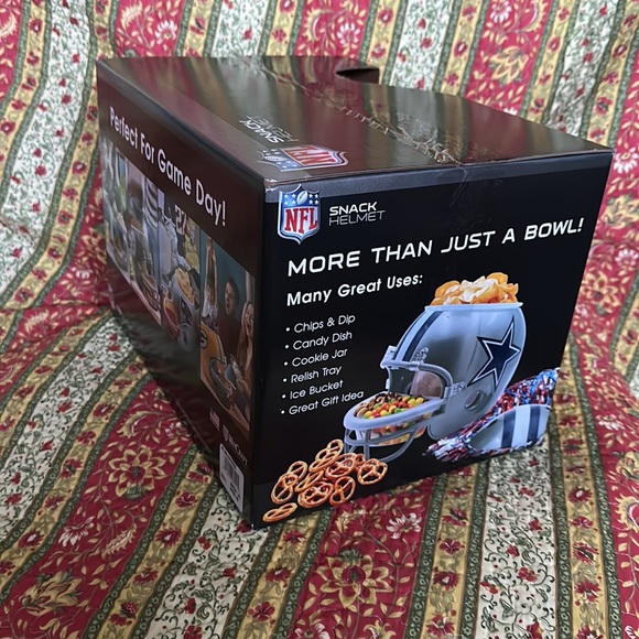 NWT NFL Snack Helmet Large Raiders - Picture 2 of 2